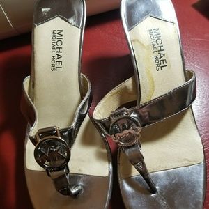 Metalic wedge  sandal